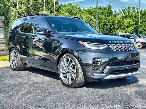 Certified 2025 Land Rover Discovery Metropolitan Edition AWD/4WD image 7