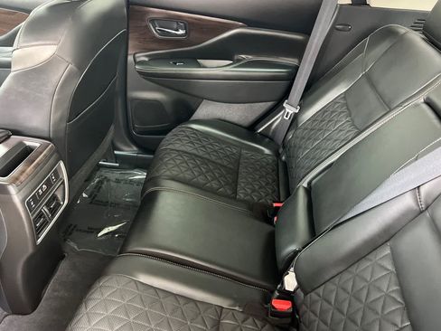 Certified 2021 Nissan Murano Platinum w/ Cargo Package FWD image 5