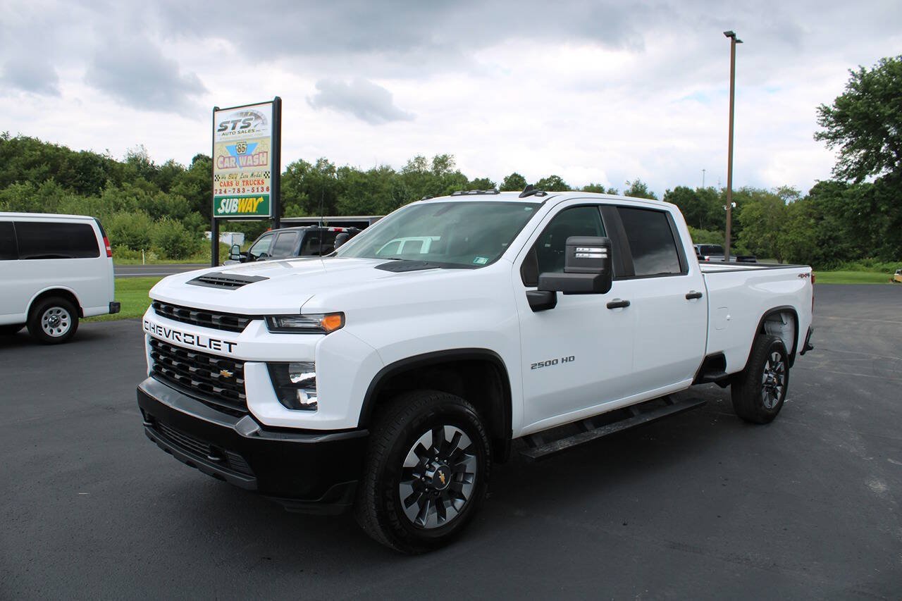 Used 2021 Chevrolet Silverado 2500 Custom w/ Custom Value Package AWD/4WD image 2