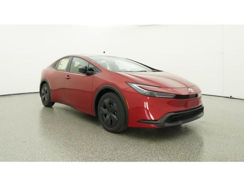 New 2026 Toyota Prius LE FWD image 31