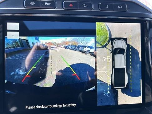 Used 2022 Ford F450 Platinum w/ FX4 Off-Road Package image 35