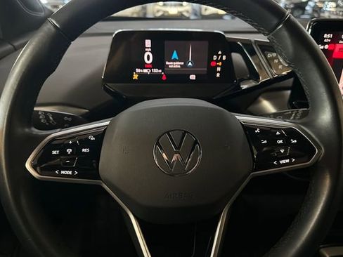 Used 2022 Volkswagen ID.4 Pro image 28