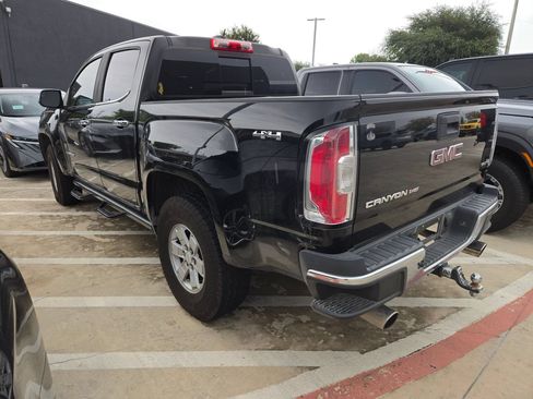 Used 2017 GMC Canyon SLT w/ Driver Alert Package AWD/4WD image 4
