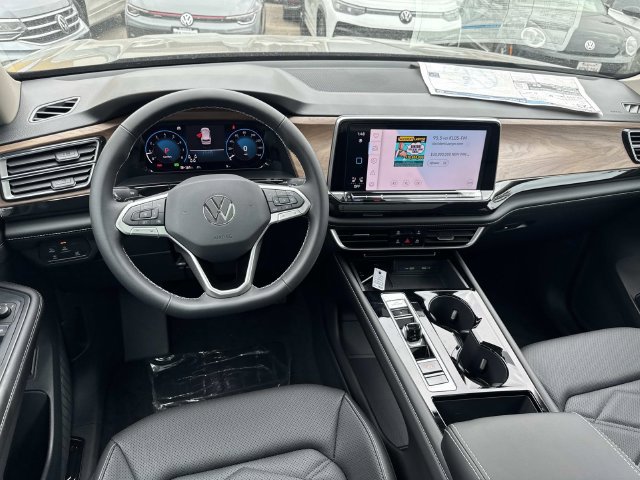 New 2026 Volkswagen Atlas SE FWD image 7