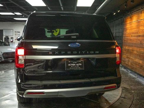 Used 2024 Ford Expedition XLT image 6
