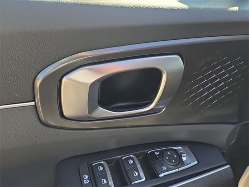 New 2026 Kia Sorento LX image 20