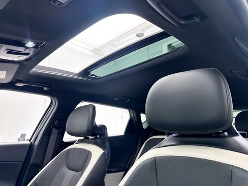 Certified 2023 Kia EV6 GT-Line AWD/4WD image 3