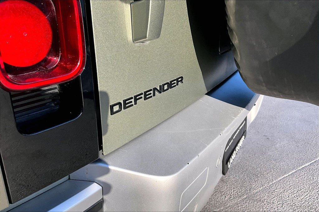 Certified 2024 Land Rover Defender 110 S AWD/4WD image 22