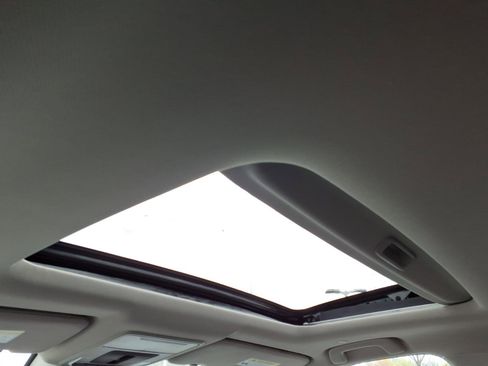 New 2026 Honda CR-V EX-L image 5