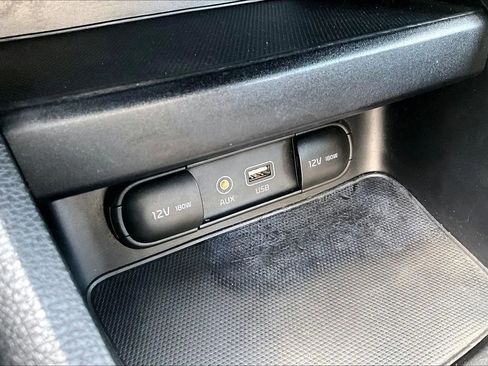 Used 2020 Kia Forte LXS FWD image 24
