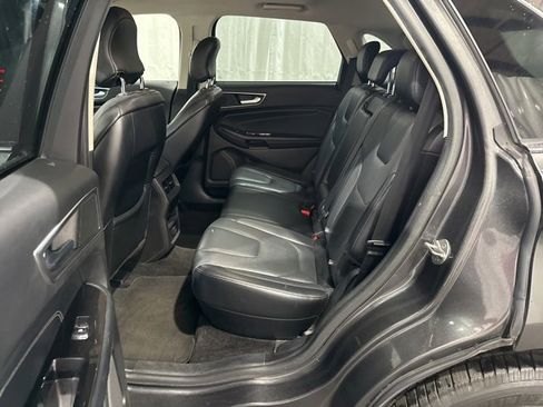 Used 2017 Ford Edge Titanium image 10