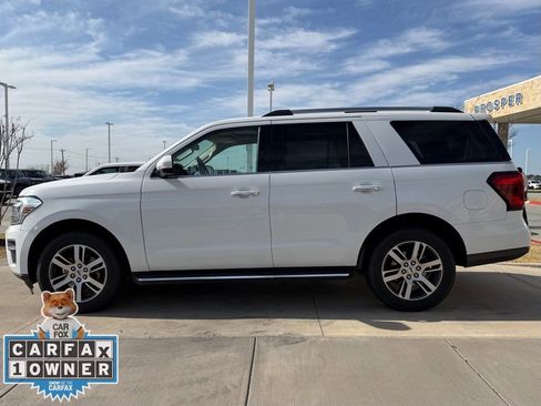 Used 2023 Ford Expedition Limited image 8