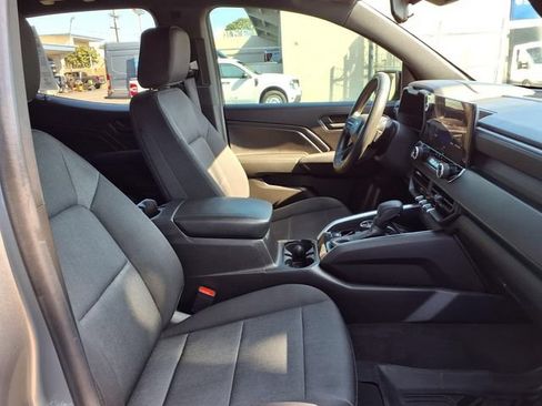 Used 2023 Chevrolet Colorado Trail Boss w/ Technology Package AWD/4WD image 23