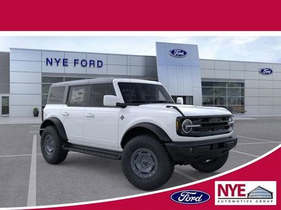 New 2025 Ford Bronco Outer Banks w/ Sasquatch Package