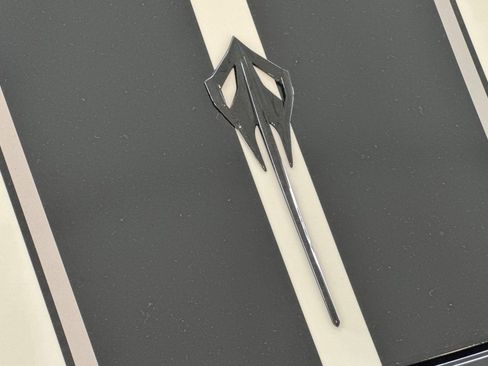 New 2025 Chevrolet Corvette E-Ray image 20