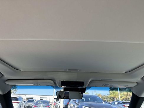 New 2025 Lexus ES 350 w/ Premium Package image 16