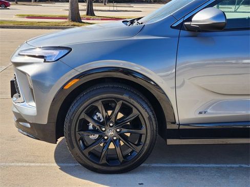 Used 2025 Buick Encore GX Sport Touring w/ Experience Buick Package image 8