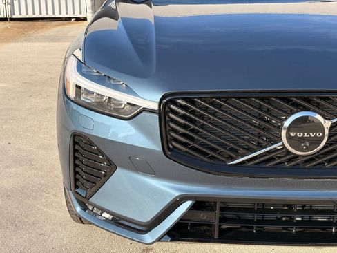 Used 2026 Volvo XC60 B5 Plus w/ Protection Package Premier AWD/4WD image 10