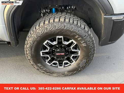 Used 2025 GMC Sierra 2500 AT4X image 16