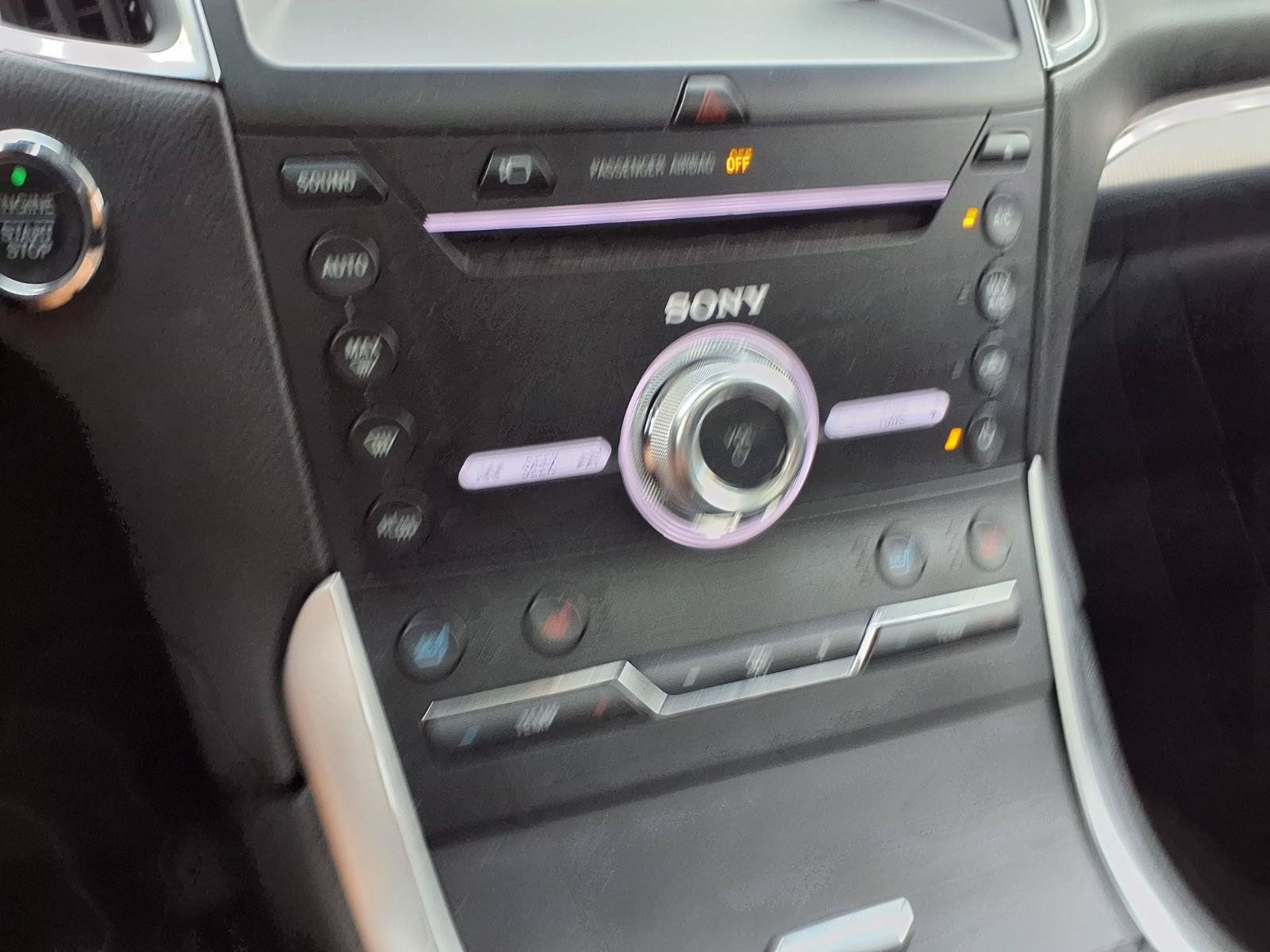 Used 2018 Ford Edge Titanium w/ Equipment Group 302A AWD/4WD image 11