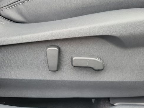 Certified 2025 Subaru Outback Limited w/ Popular Package #2 image 32