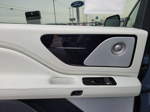 New 2026 Lincoln Aviator Black Label w/ Dynamic Handling Package image 14