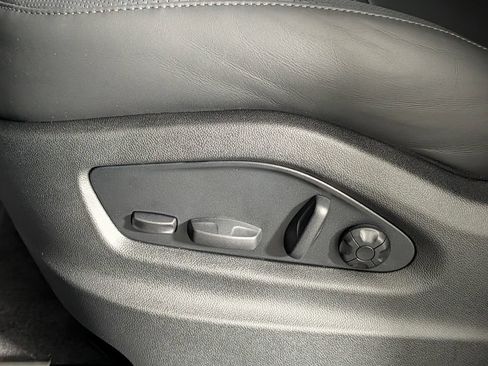 New 2026 Porsche Cayenne Coupe AWD/4WD image 28