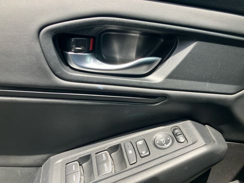 Used 2023 Honda Accord EX image 36