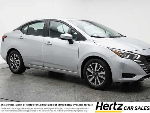 Used 2025 Nissan Versa SV FWD image 1