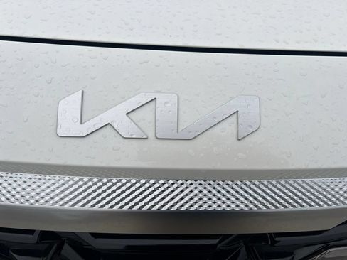 Certified 2024 Kia Seltos S FWD image 31