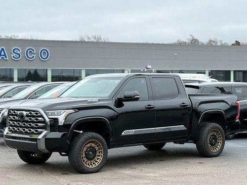 Used 2025 Toyota Tundra Platinum image 42