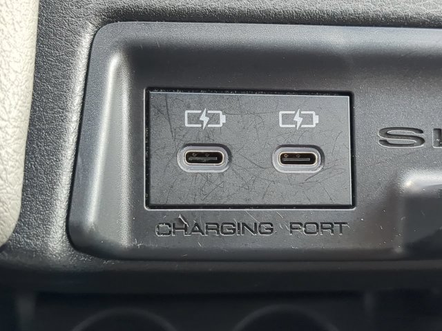 Used 2025 Toyota Sienna LE FWD image 25