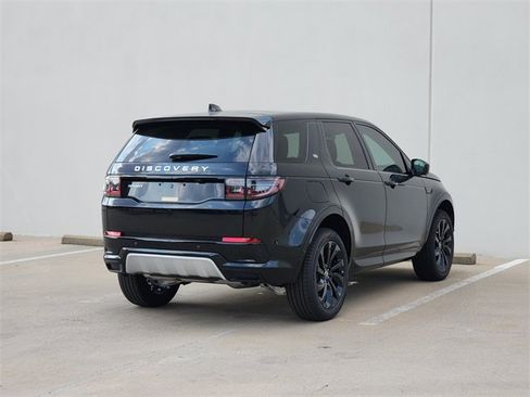New 2025 Land Rover Discovery Sport S image 4