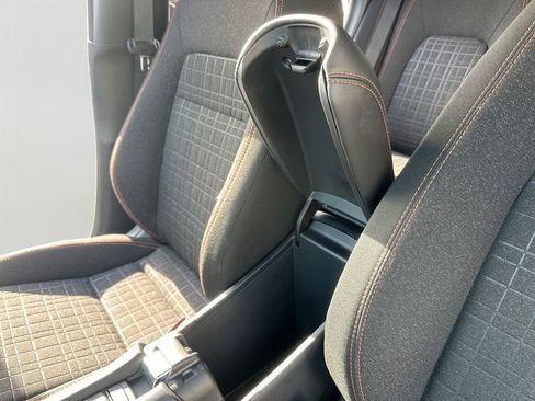 Used 2025 Honda HR-V Sport image 21