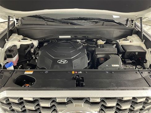 Certified 2022 Hyundai Palisade Limited w/ Winter Package image 23