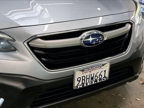 Used 2022 Subaru Outback Premium image 32