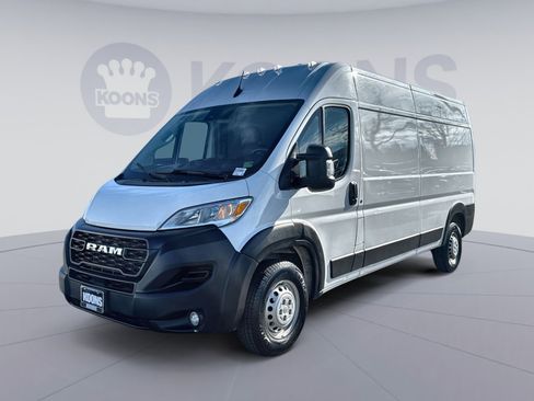 Used 2024 RAM ProMaster 2500 w/ Convenience Group image 1