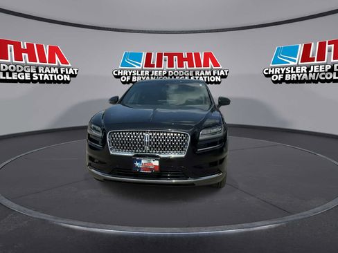 Used 2023 Lincoln Nautilus Reserve w/ Equipment Group 201A AWD/4WD image 3