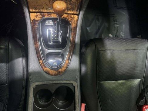 Used 2008 Jaguar XJ8 RWD image 23