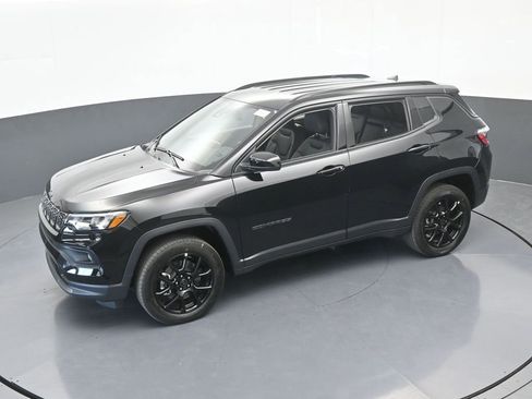 New 2026 Jeep Compass Latitude image 41