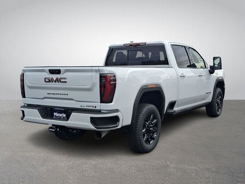 New 2026 GMC Sierra 2500 AT4 w/ AT4 Premium Plus Package AWD/4WD image 5