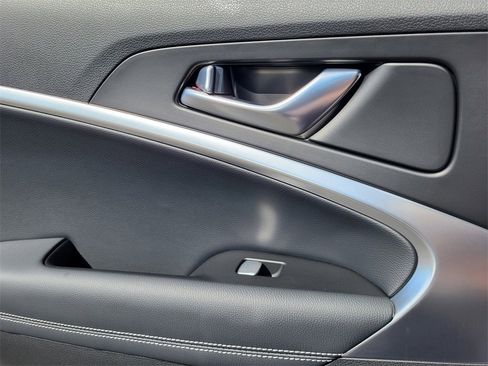 New 2026 Genesis G70 2.5T image 11