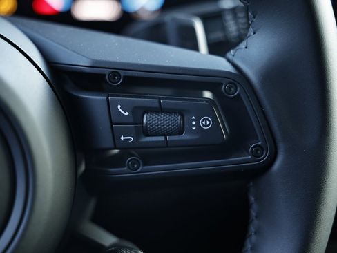 Certified 2025 Porsche 911 Carrera GTS image 37