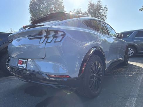 Certified 2025 Ford Mustang Mach-E Premium w/ Sport Appearance Package AWD/4WD image 4