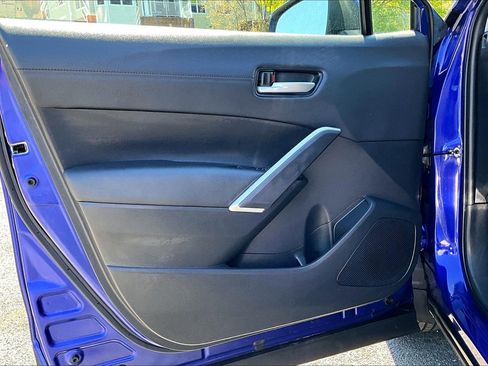 Used 2024 Toyota Corolla Cross XLE image 21