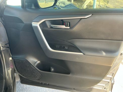 Certified 2025 Toyota RAV4 XLE w/ Convenience Package AWD/4WD image 16