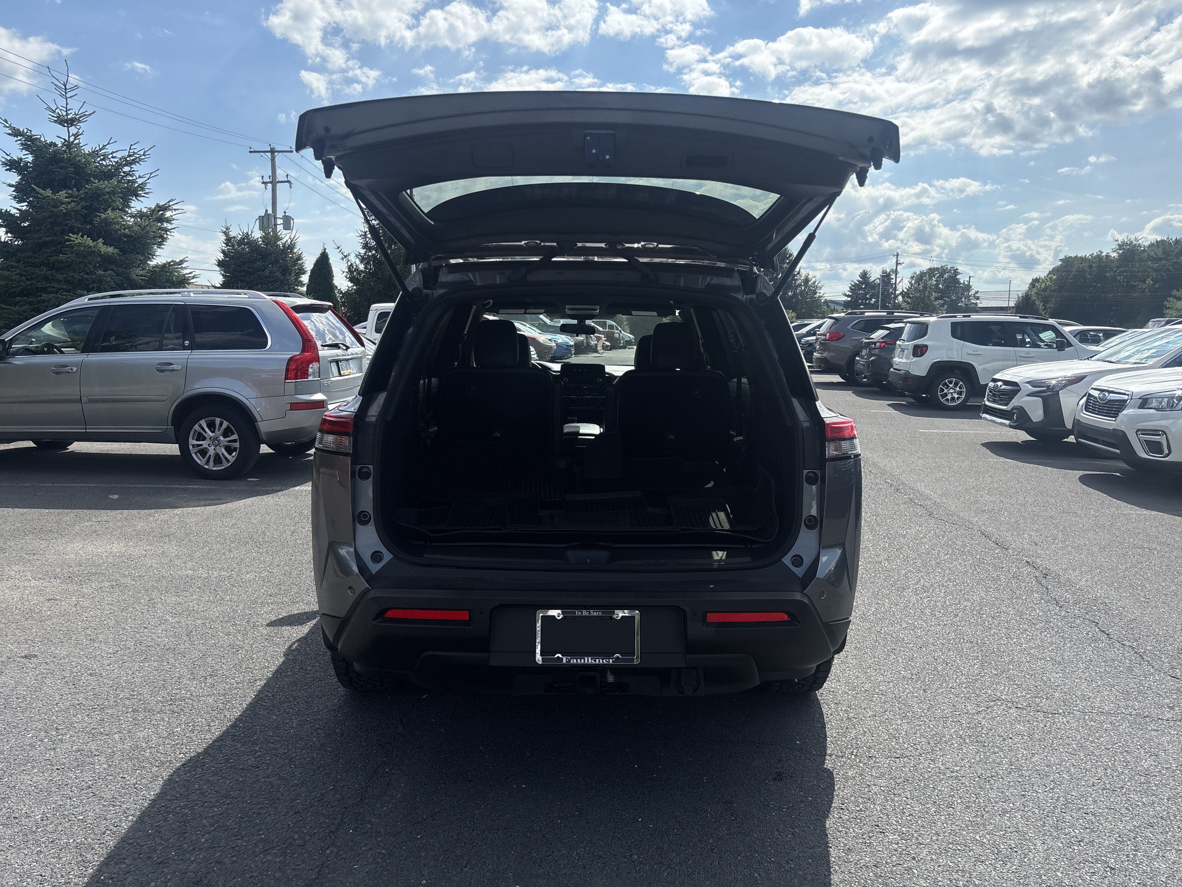 Used 2024 Nissan Pathfinder Rock Creek AWD/4WD image 27
