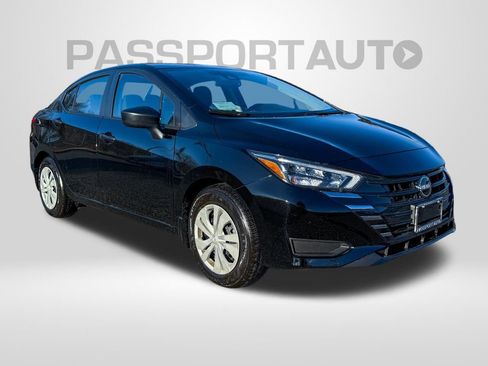 Certified 2025 Nissan Versa S w/ Trunk Package image 3