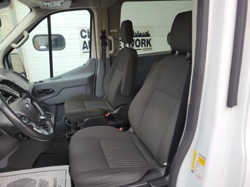 Used 2016 Ford Transit 150 XLT image 15