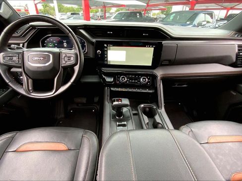 Used 2023 GMC Sierra 1500 AT4 image 16